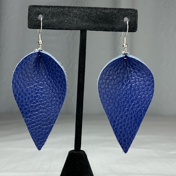 Boho Blue Leather Leaf Earrings - Picture 3 of 4
